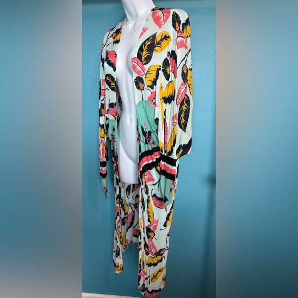 Express OS Multicolor Kimono - Picture 1 of 8